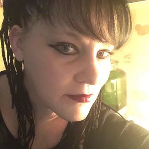 Meet your Posher, Madeline